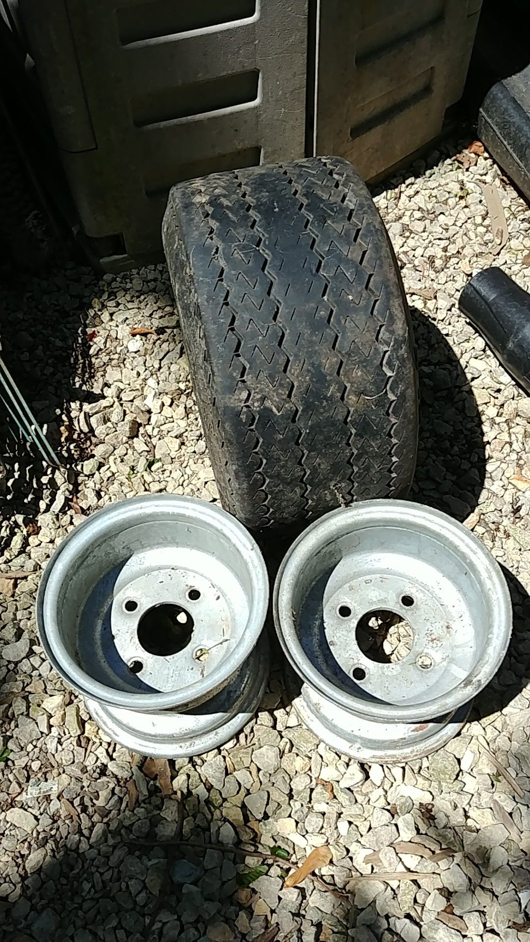 Snowmobile trailer tire and 2 rims