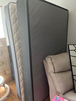 Full size mattress and box frame