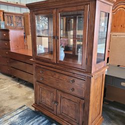 CHRIS MADDEN CHINA HUTCH 2 PIECES