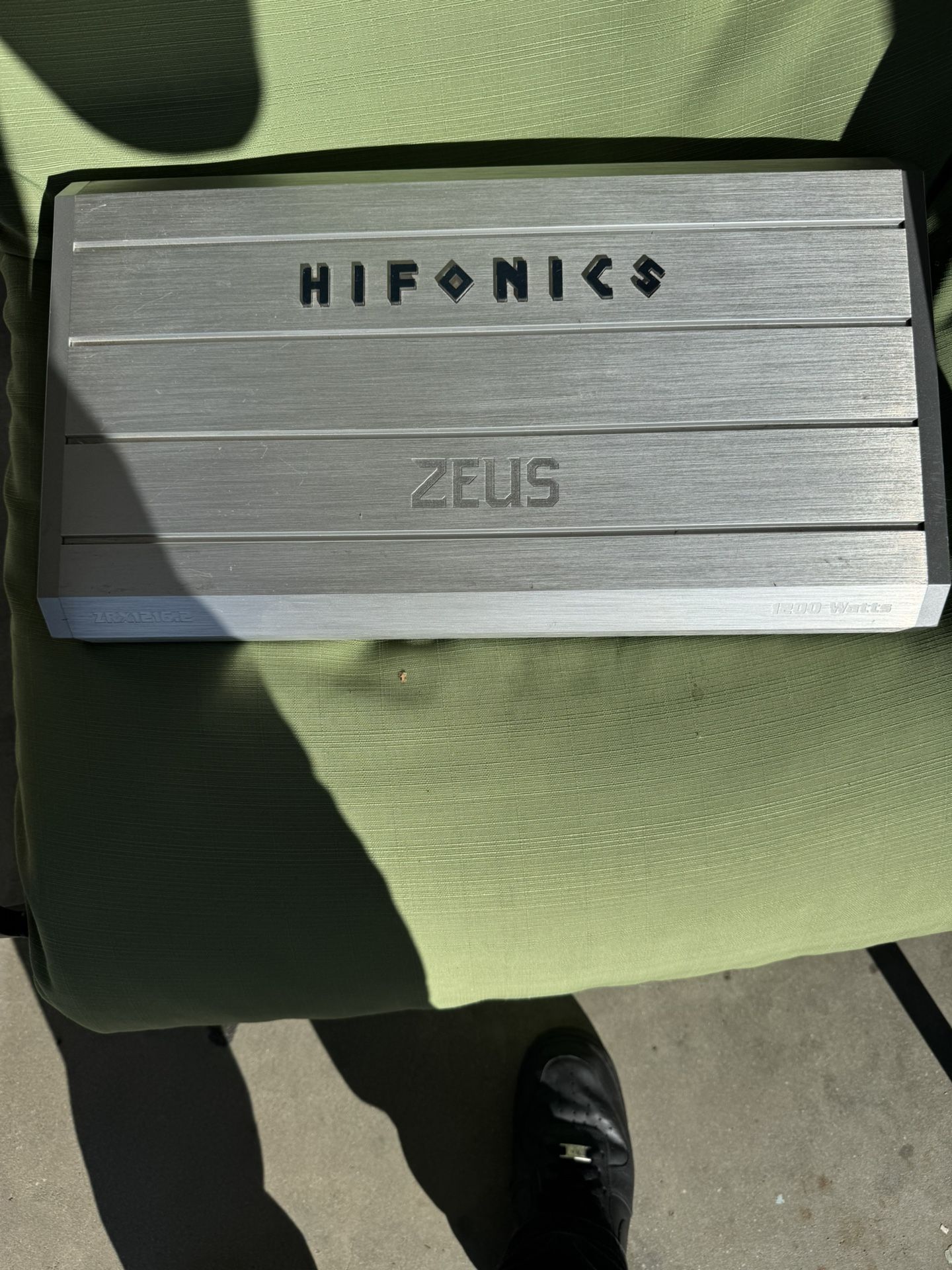 68476ab3-a038-432a-ab63- Hifonic Zeus