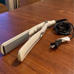 Revlon hair straightener