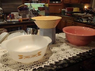 VINTAGE BOWLS
