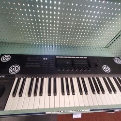  Komplete Digital Keyboard
