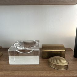Chic Shelf Accessories 