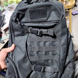 **ALMOST NEW** TACTICAL BAG