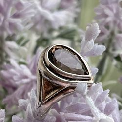 Vintage Silver 925 ring, Size 8, Great Condition