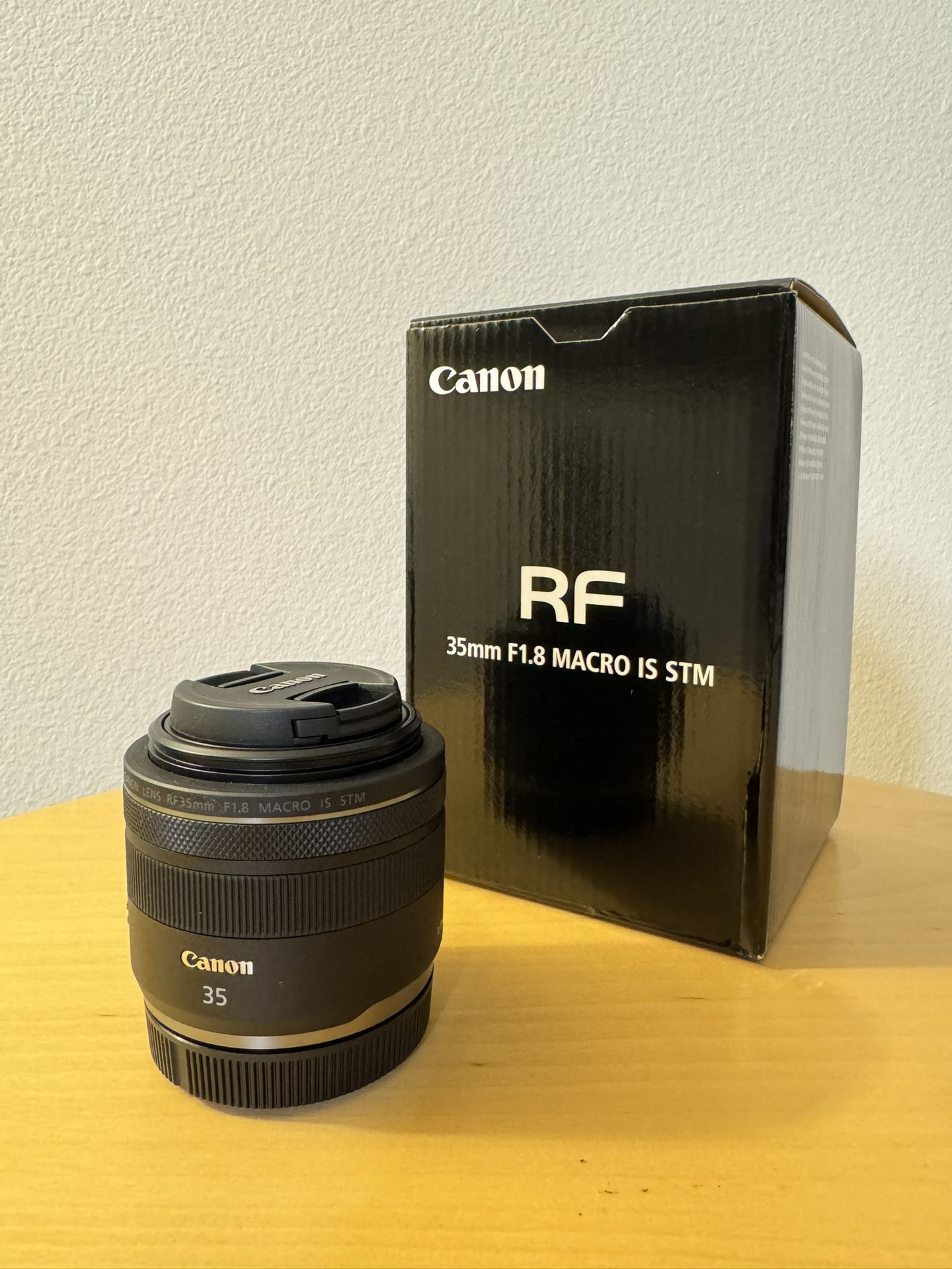 Canon RF 35mm f1.8 Lens