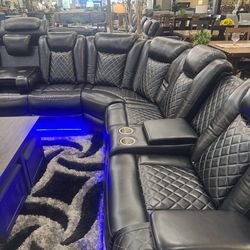 Brand new 3 set of couches