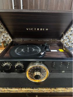 Victrola record and cd player