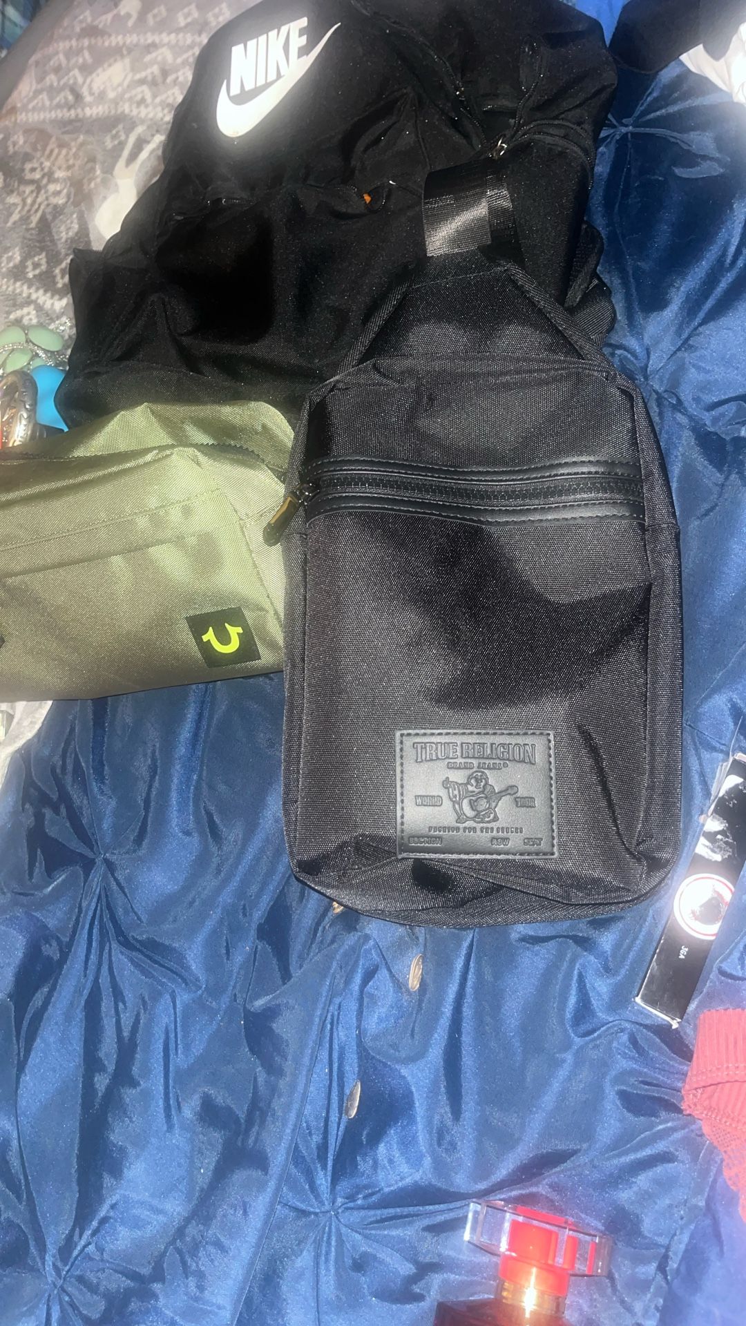 Men’s Make Up Or Carrying Bag