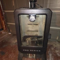 Pit Boss Pro Series Smoker $70