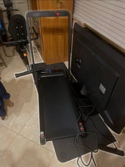 Foldable compact treadmill
