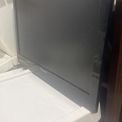 Monitor magnavox 22”  