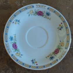 Liling Fine China Ling Rose 🌹 Yung Shen Saucers