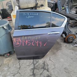 13/16/18 Honda Accord Left Rear Door Assembly $575