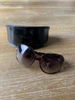 Gucci ladies sunglasses