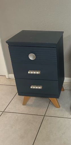 Night stand