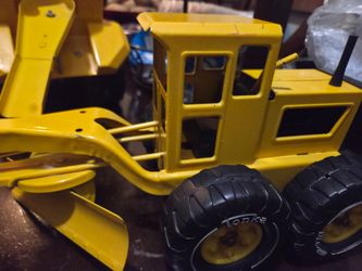 vintage 1970s Tonka pressed steel construction vehicle
