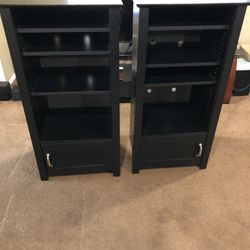 Entertainment stand shelves