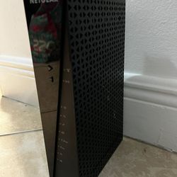 Netgear AC1750 Wifi Cable Modem C6300
