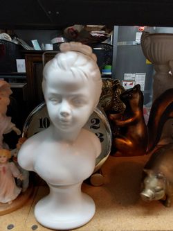 Statue