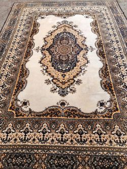 Rug 8 ft 3 in x 11 ft 2,5 8n. An area rug covers a total space of 88 square feet. This is a very common and versatile standard size for medium to larg