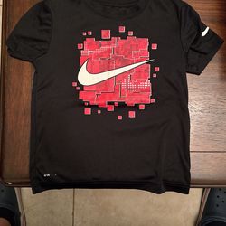 Boys Nike Shirt Size 5 