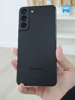 Samsung Galaxy S22 Plus 5G 6.6" (Unlocked) 128GB Excellent Phantom Black