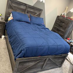 4 Piece Bedroom furniture set