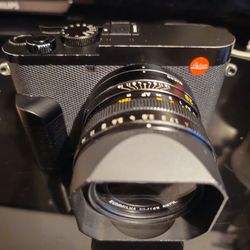 Trade leica q2