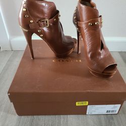 MICHAEL KORS BOOTS