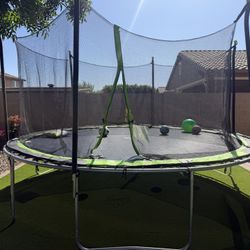 Trampoline 