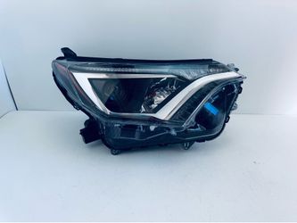 2016-2018 TOYOTA RAV4 LEFT DRIVER SIDE HEADLIGHT HALOGEN OEM (440)