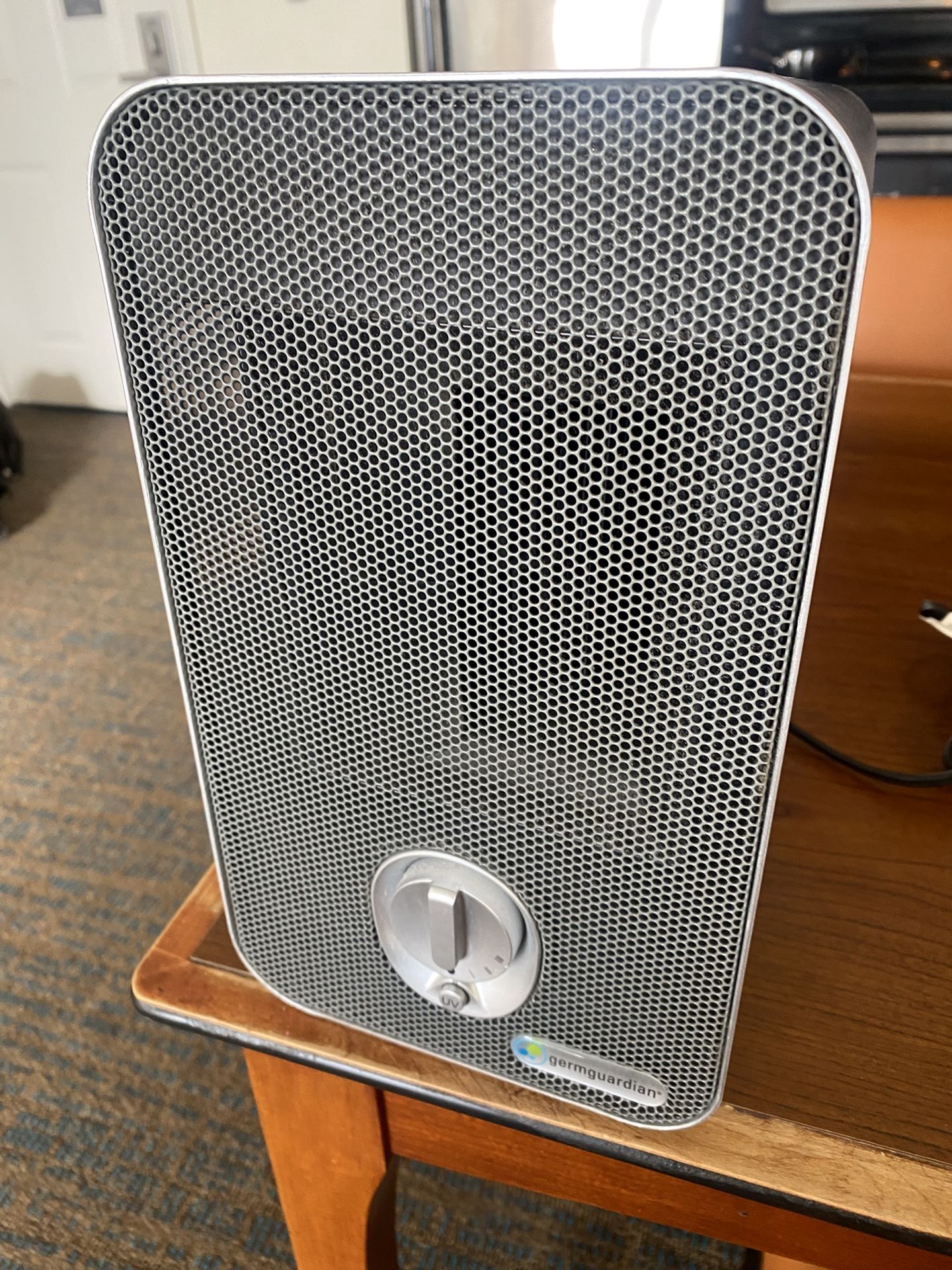 AIR PURIFIER