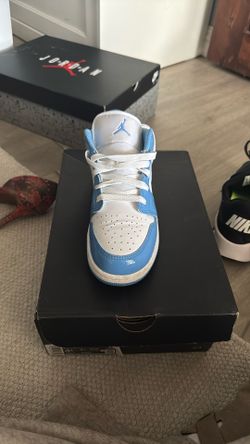 Air Jordan Low