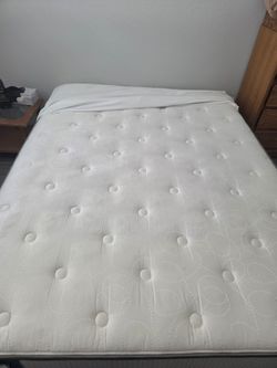 Queen set