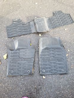 Genuine Jeep Grand Cherokee Rubber Floor Mats