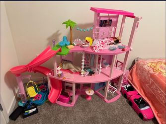 Barbie dream house