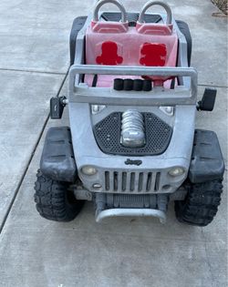 Power Wheels Jeep Kids Ride-On Toy