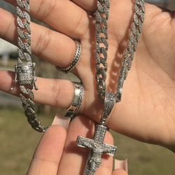 Sterling Silver Necklace & Pendant 