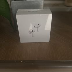 AirPod Pro (2nd Generation) With MagSafe Charging Case