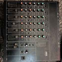 Yamaha Mixer Rm602