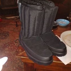 UGG Women's Boots