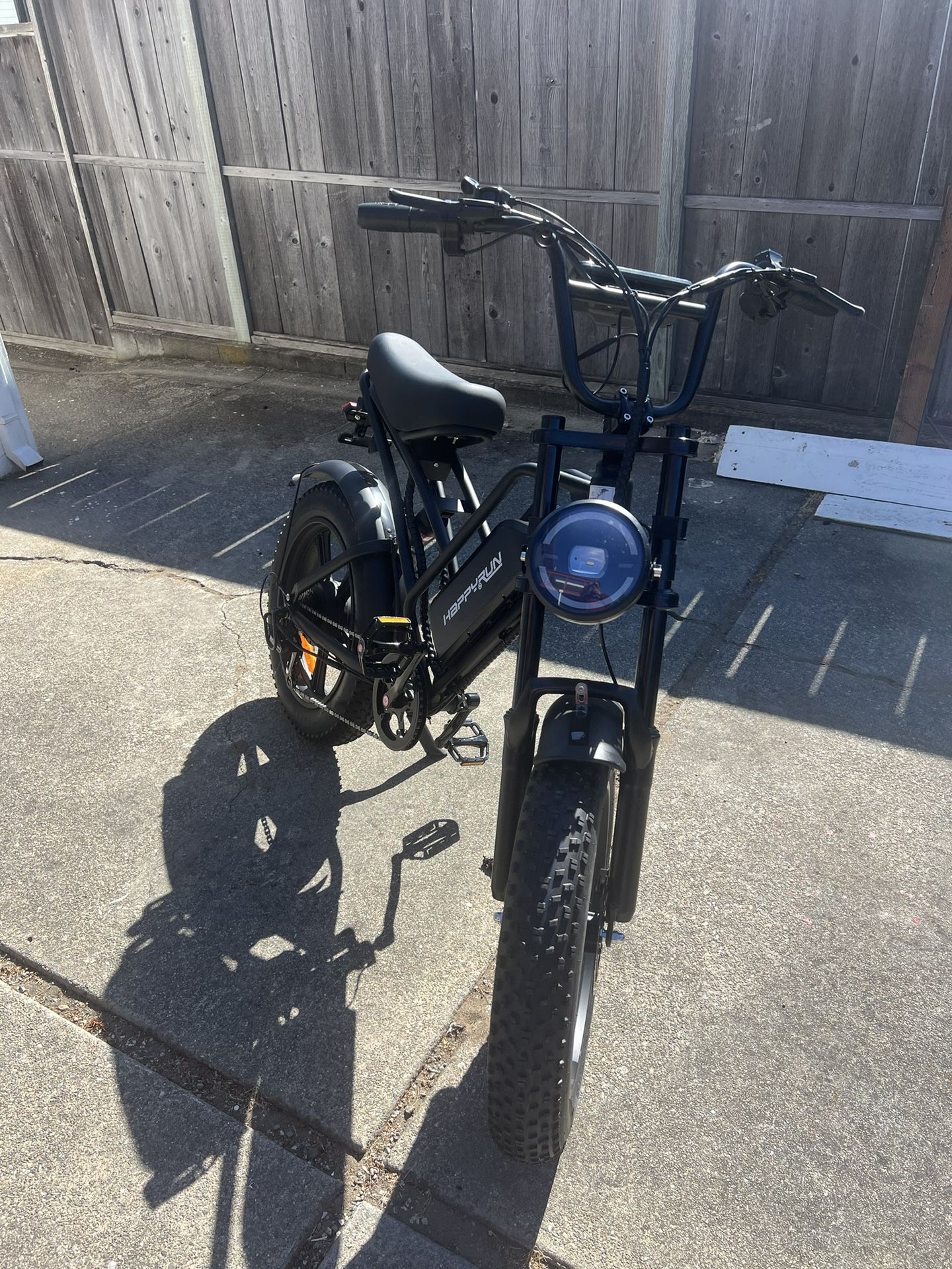 700 Happy Run Electric Bike