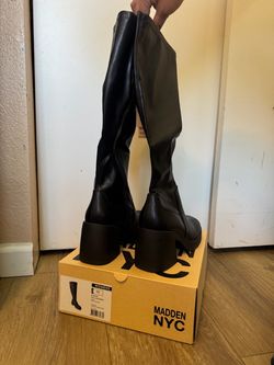 Madden NYC tall lug boot size 10