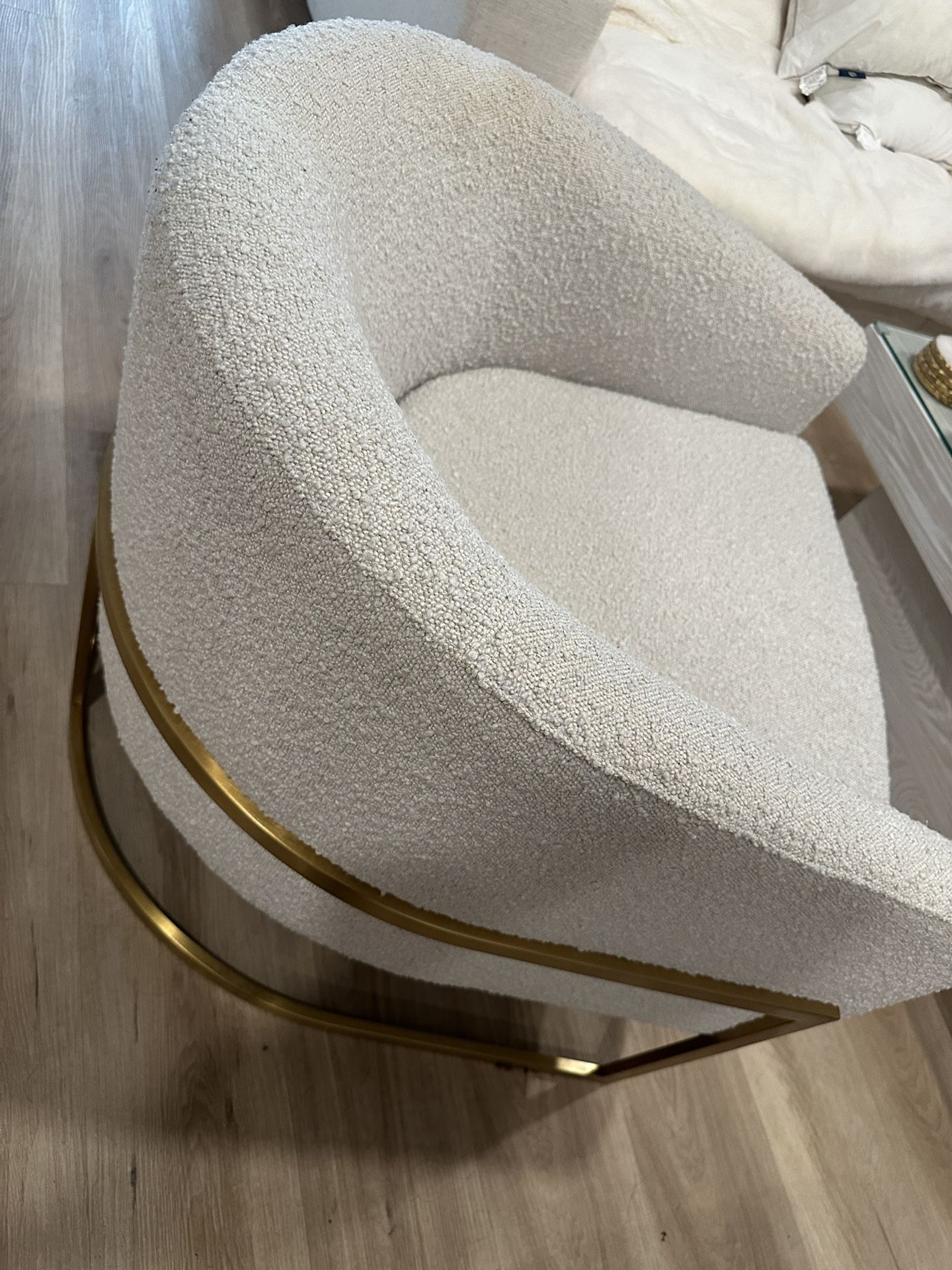 Living spaces armchair
