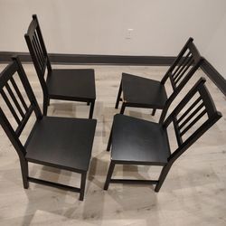4 Black Chairs $20 for all pick up only