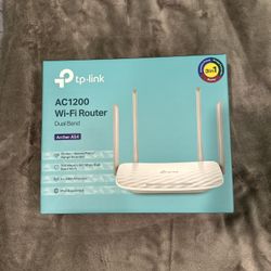 AC1200 Wi-Fi Router