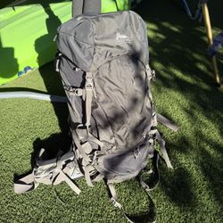 Backpack: Gregory Baltoro 75