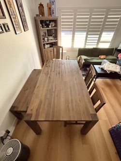 Solid acacia wood table
